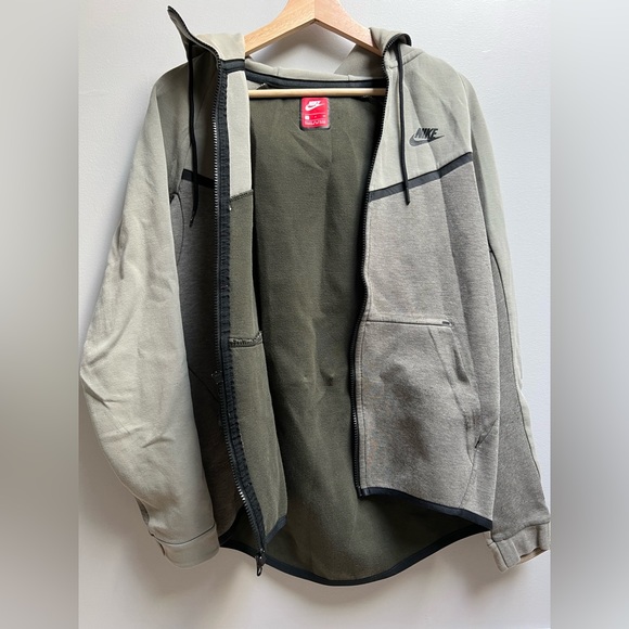 Nike/Adidas Crewnecks and Hoodies - Picture 2 of 4